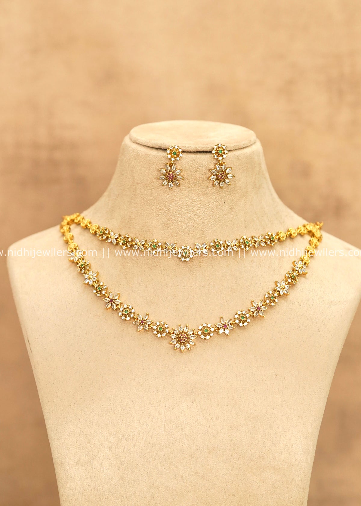 Sparkling Floral CZ & Kemp Dual-Layer Layering Necklace Set – Nelina