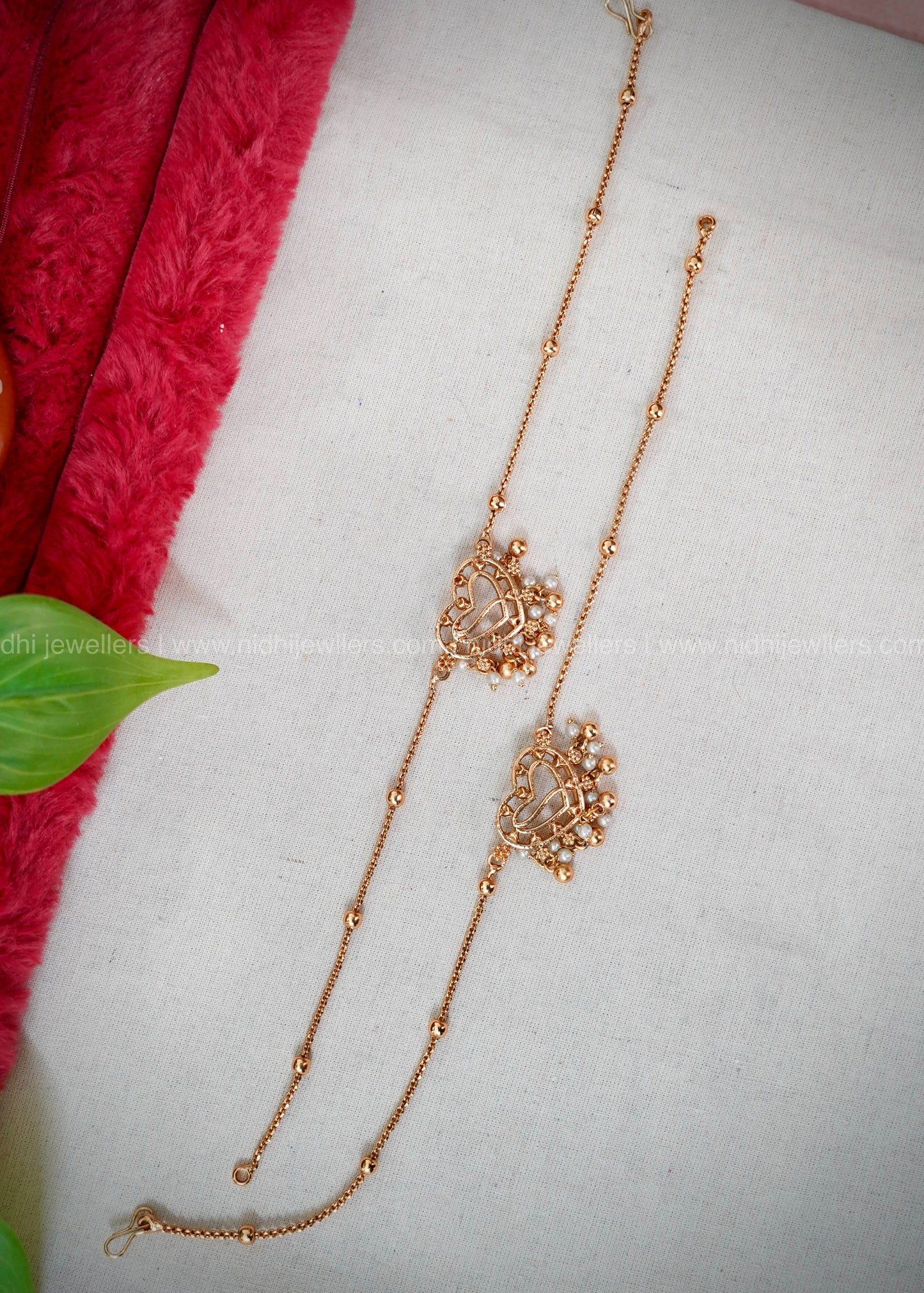 Heart shaped anklet with beads