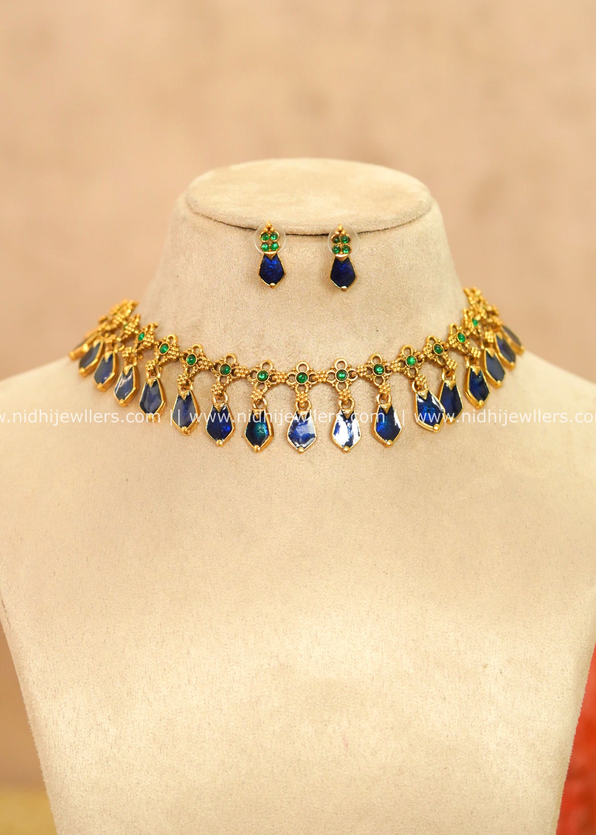 Traditional Kerala Royal Blue Enamel Nagapadam Short Necklace Set – Archana