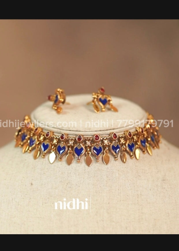 Blue Antique Palakka Elakkathali Fusion Choker- Neelambari