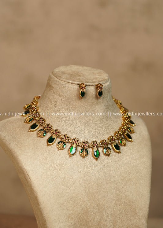 Green Palakka and Lakshmi Short Necklace Set - Yamuna