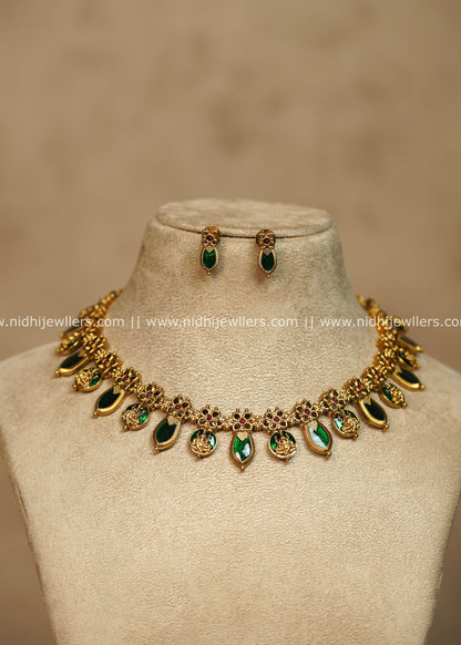 Green Palakka and Lakshmi Short Necklace Set - Yamuna