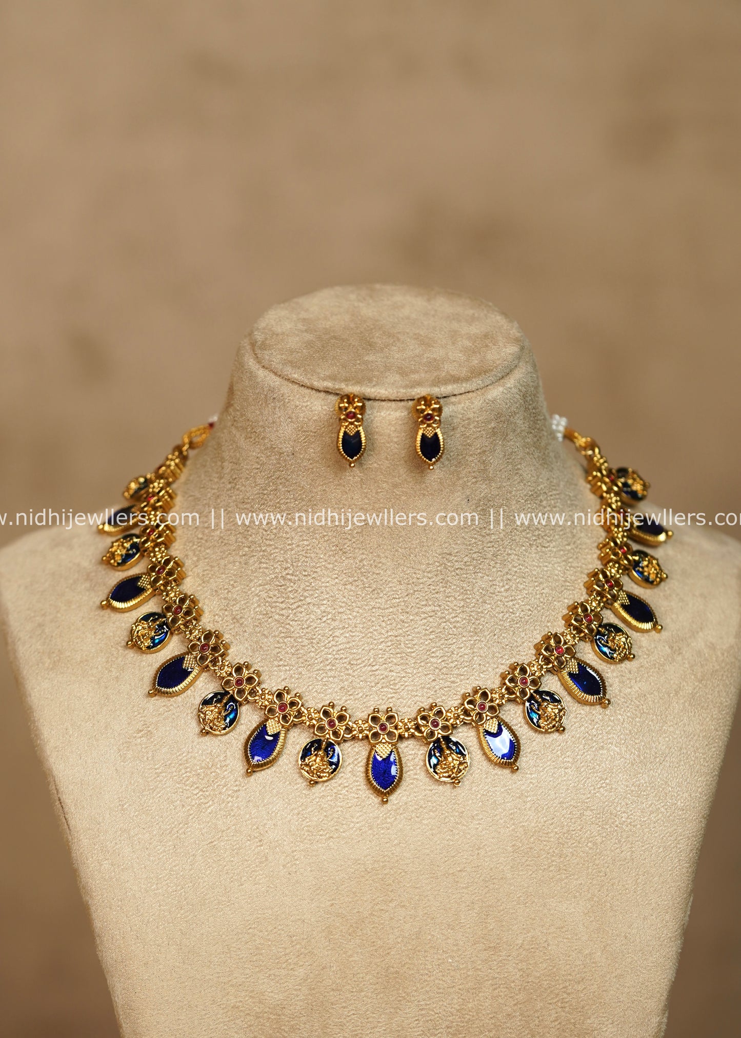 Royal Blue Palakka and Lakshmi Short Necklace Set - Yamuna