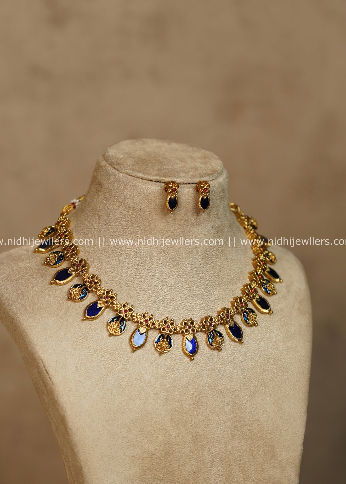 Royal Blue Palakka and Lakshmi Short Necklace Set - Yamuna