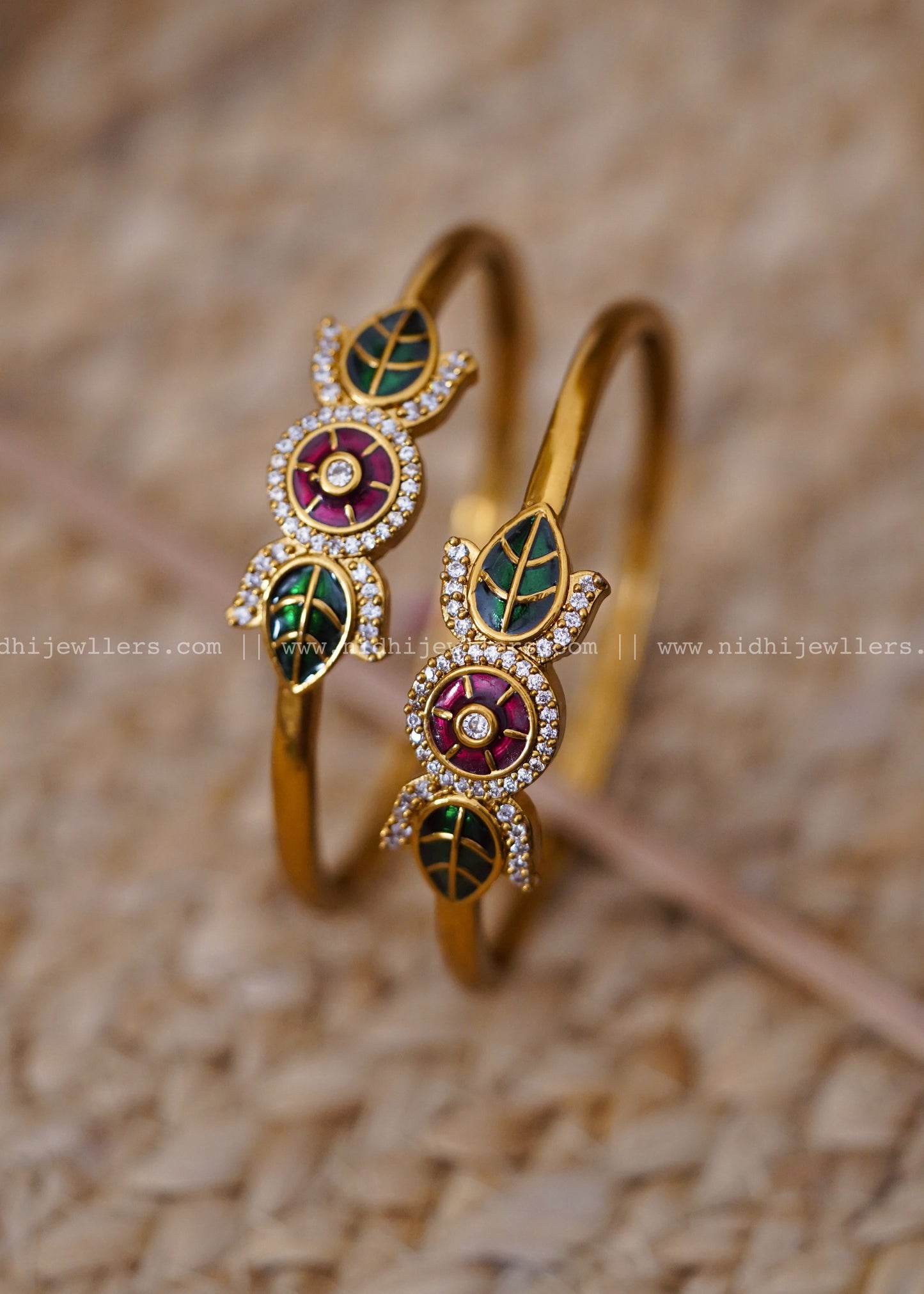Premium Pattachitra Leaf Charm Bangle (single)