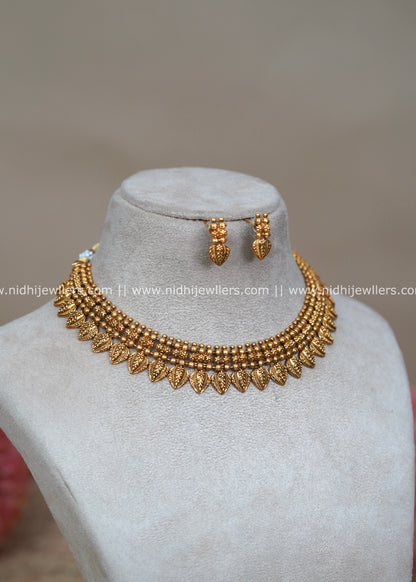 Antique Matte Multi-Row Leaf Fringe Choker Set - Tanu