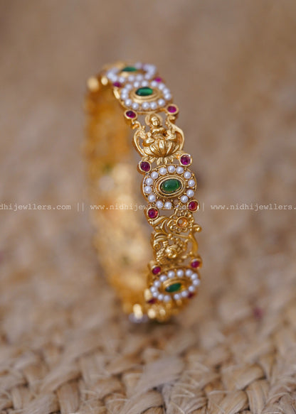 Lakshmi white beads bangle